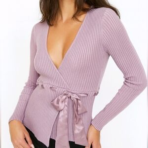NWT Willi Smith Sweater Lilac Purple Ribbed V Neck Long Sleeve Ribbon Size M